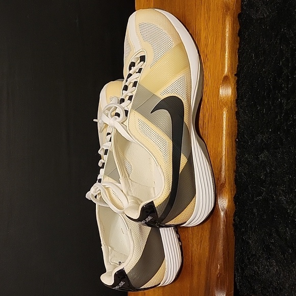 Nike Hyperfuse Lunarlon Golf Shoes  size 8.5 EUC - Picture 2 of 8